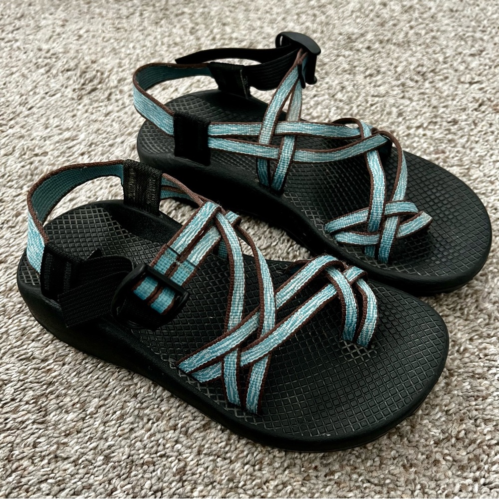 Chaco Women’s Black Vibram Sandals w Teal Accent - Secure Adjustable Fit Size 7